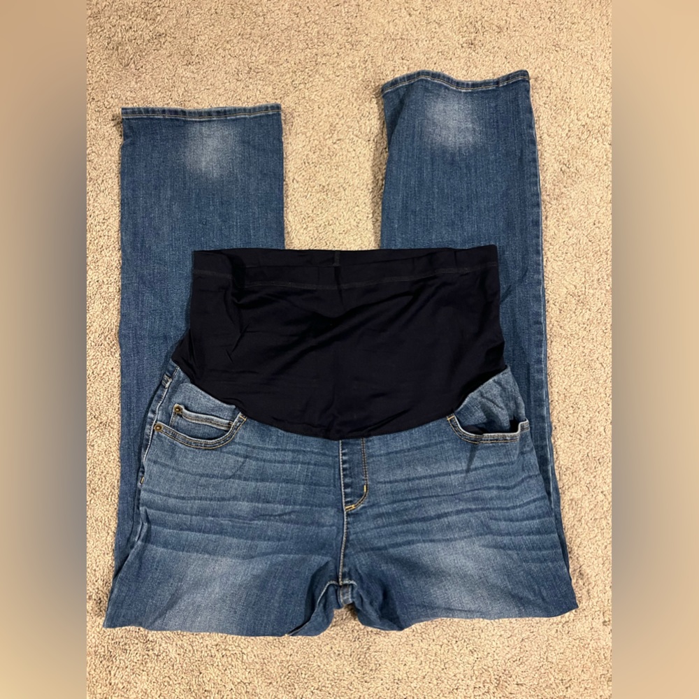 Women’s boot cut maternity jeans
